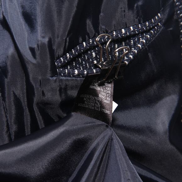 Tahari by Larry Levine Blazer Striped Size 10 - Picture 9 of 9